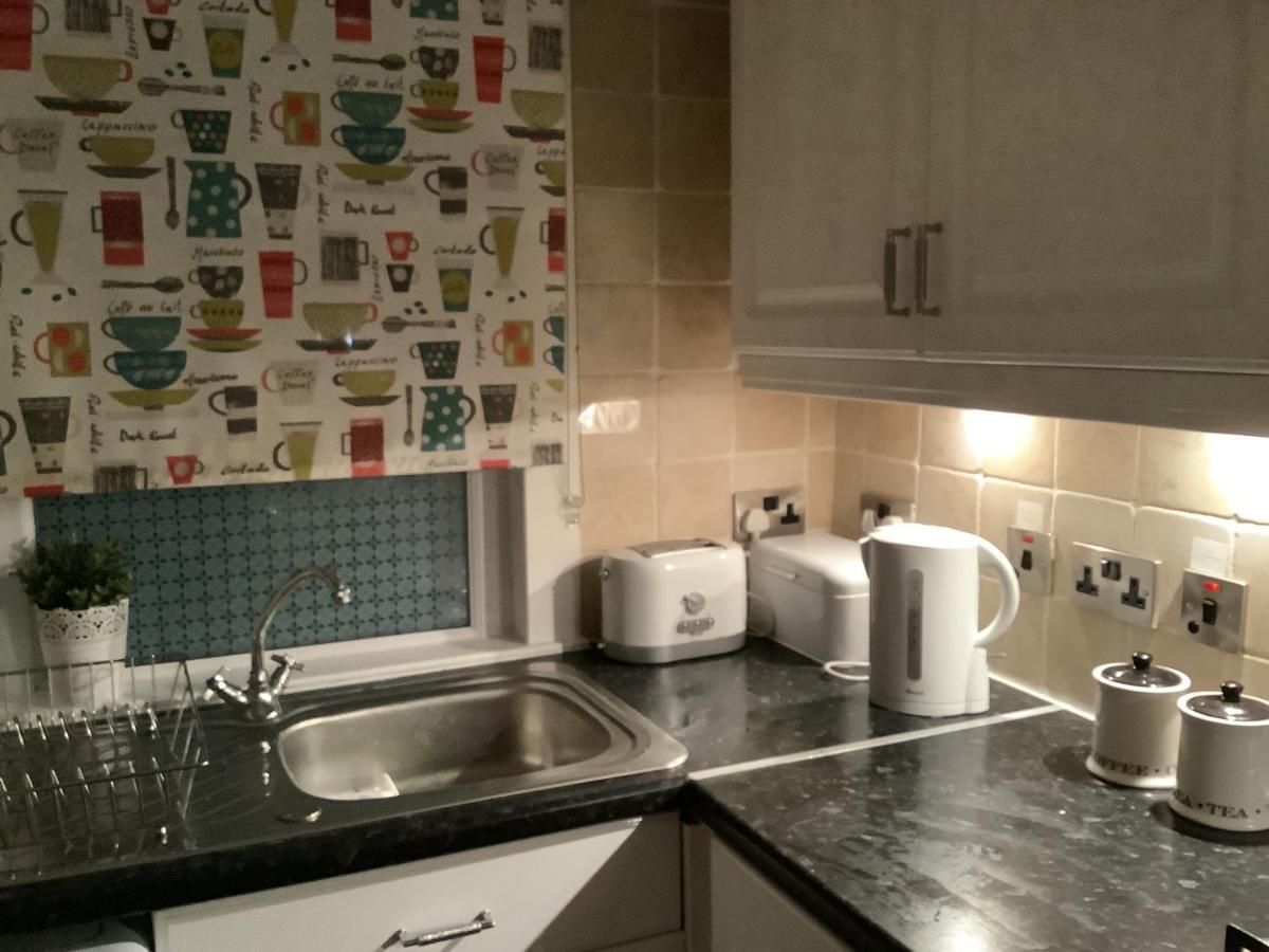 The Garden Flat Apartment ครีฟ ภายนอก รูปภาพ